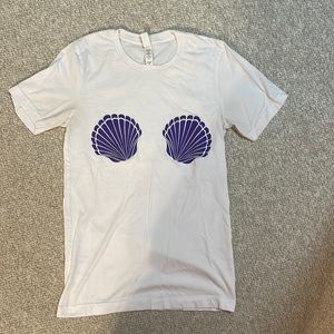 Mermaid shell bra tee shirt 🧜🏻‍♀️